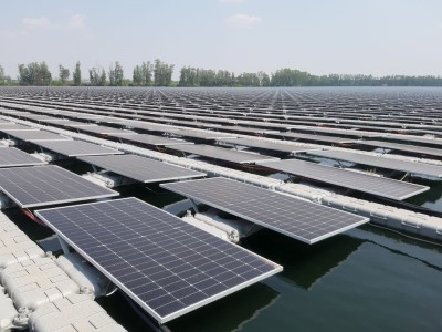 Discover Solar Floating Pontoons Made with HDPE Resin